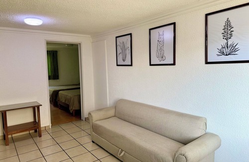 Morelia Apartment | Centrally located apartment on the banks of the river