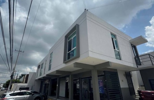 Zapopan Apartment | Centrally located apartment near Plaza la Perla