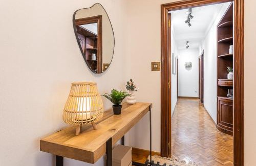 Ensanche Diputacion Apartment | Centrally located apartment