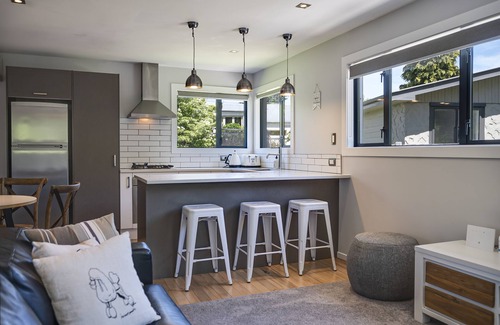 Arrowtown Cottage | Centrally located Arrowtown Cottage