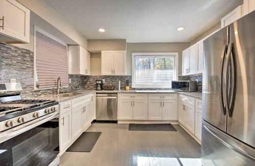 Church Street House | Centrally Located Atlanta Home with Yard!