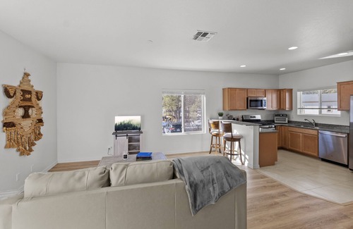 Flagstaff Condo | Centrally located bungalow in Flagstaff, AZ.