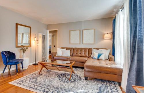 Magnolia Park House | Centrally Located Burbank Duplex Near Hollywood!