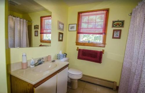 North Truro House | Centrally Located Capacious 3 Bedroom