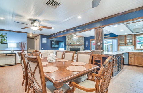 Woodgate House | Centrally Located Clearwater Home w/Outdoor Pool!