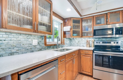 Woodgate House | Centrally Located Clearwater Home w/Outdoor Pool!