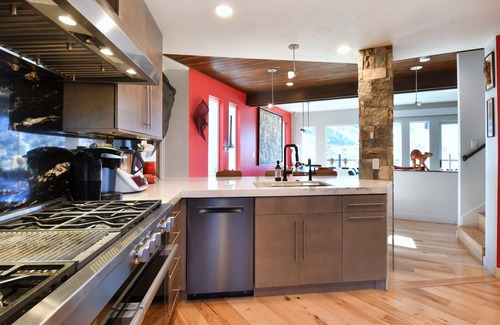 Downtown Park City House | Centrally Located, Close to Ski, Main Street, Free Resort Shuttle. Perfect for Sundance!