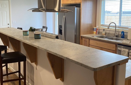 Medford House | Centrally located, cozy new home close to great food and outdoor recreation!