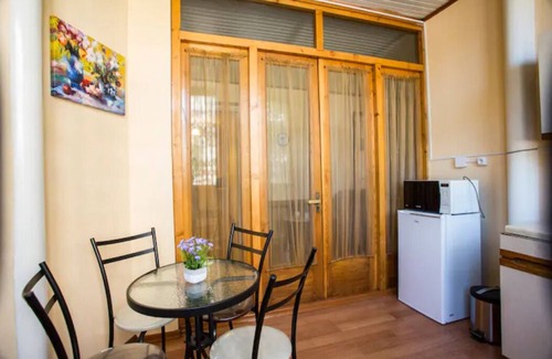 mtatsminda Apartment | Centrally Located Flat with Two bedrooms