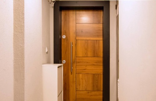 Izmir City Centre Apartment | Centrally Located Flat near Kulturpark Izmir