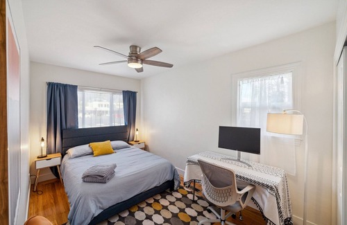 Dimond Apartment | Centrally Located Forward designed Bright 2 bedroom with Garden