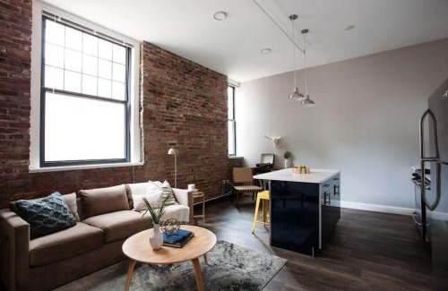 Downtown Boston Apartment | Centrally Located Luxurious Loft Walk Anywhere