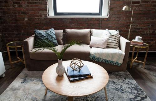 Downtown Boston Apartment | Centrally Located Luxurious Loft Walk Anywhere