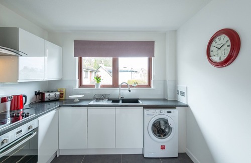 Inverness Apartment | Centrally located, modern & comfortable apartment with parking.