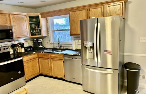 Avondale Melbourne Heights House | Centrally located retreat in Louisville! New hottub! Driveway and garage parking