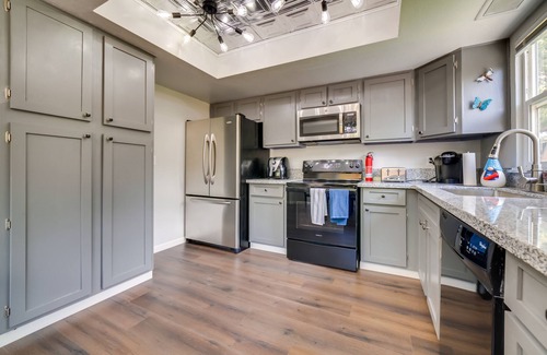 Mira Loma House | Centrally Located Reno Retreat w/Patio & Yard