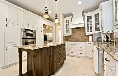Naples House | Centrally Located Single Family Home