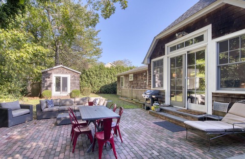 East Hampton North House | Centrally located East Hampton Beach Cottage!