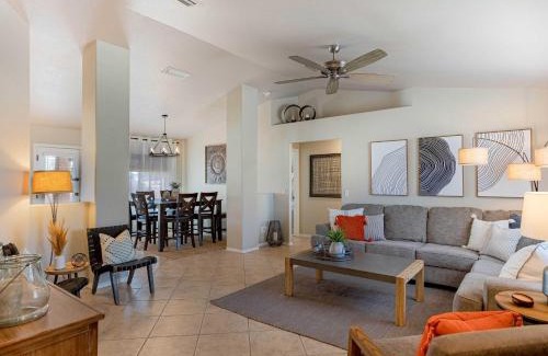 Lake Havasu City House | Centrally Located Lake Havasu Home with Huge Patio!