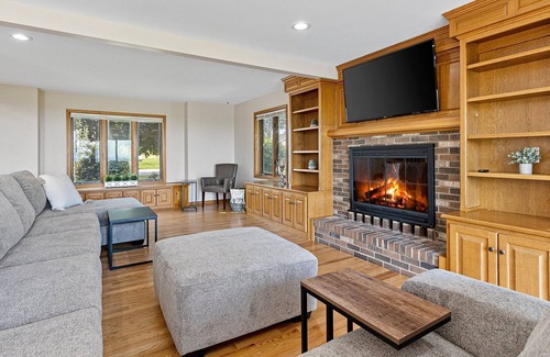 Green Bay House | Centrally located with easy access to Green Bay and Door County!
