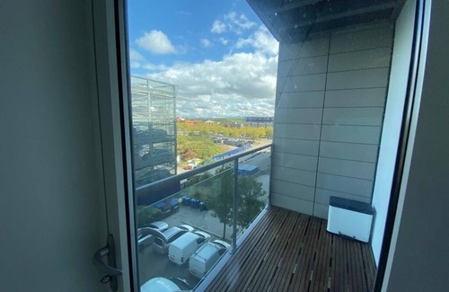 Central Milton Keynes Apartment | CentralMK-The Hub- 1 Bedroom Hall Kitchen Parking