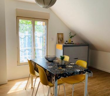 La Fleche Apartment | Centre ville (2): superbe appartement climatisé