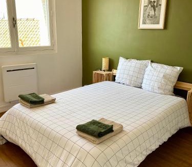 Faubourg Sud Apartment | Centre ville Dijon Wilson *Chez Charles* 2Ch