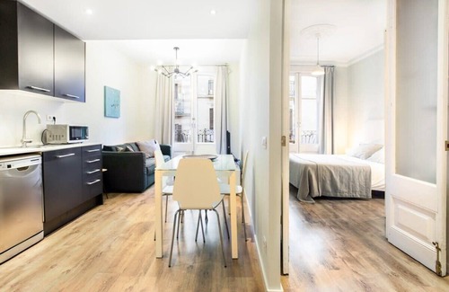 El Raval Apartment | Centric 2bedroom in Las Ramblas