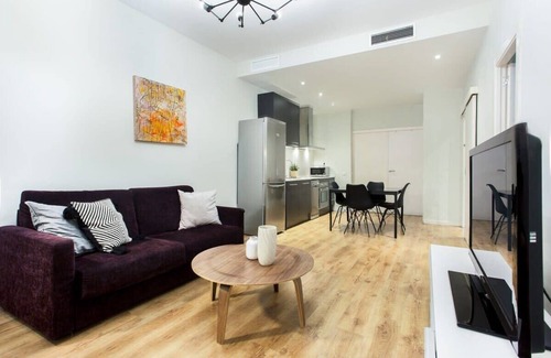 El Raval Apartment | Centric 3bedroom in Las Ramblas