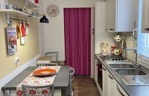 Viareggio Apartment | Centric Ground floor with private courtyard