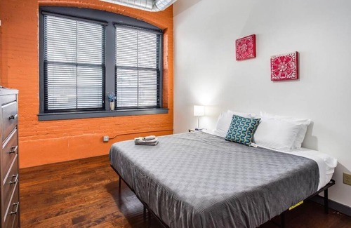 Rochester Apartment | Centric NY Style Loft w/King bed