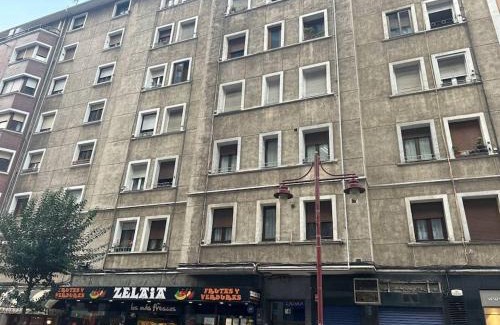 Barakaldo Apartment | Centrico tu hogar en Bilbao