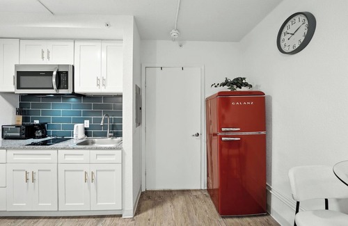 St. Johns Apartment | Centro Flats 339 I Comfy and Spacious Studio