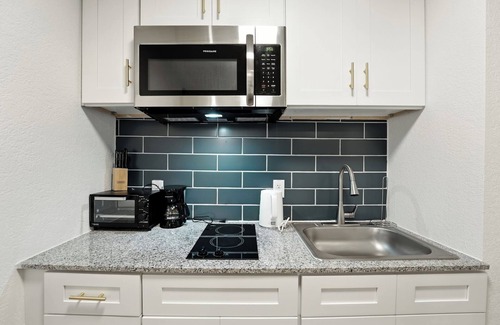 St. Johns Apartment | Centro Flats 339 I Comfy and Spacious Studio