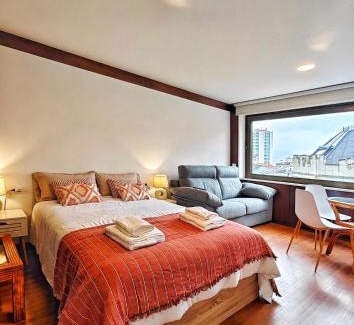 Maria Auxiliadora Apartment | Centro Vigo Estudio Puerta del Sol