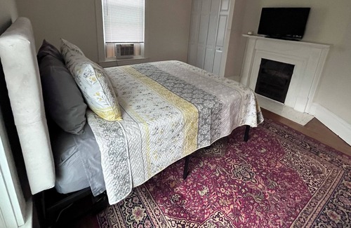 Ligonier House | Century old, historic home within walking distance from The Diamond.