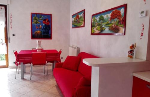Ceriale Apartment | CERIALE AMPIO GIARDINO VISTA MARE