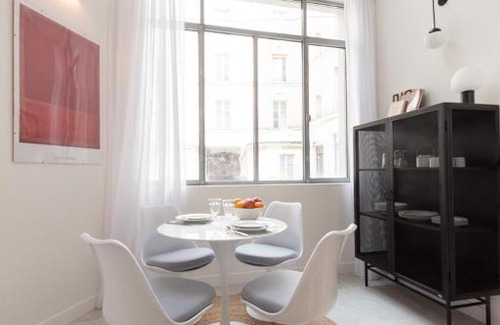 Arsenal Apartment | Cerisaie