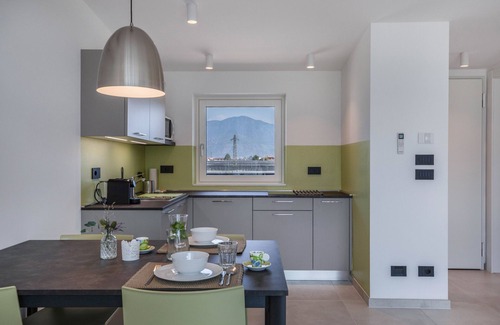 Laives Apartment | Certified Bike Experience: Sun Terrace & Alpine Panorama: Apartments Curti "Waldgrün"