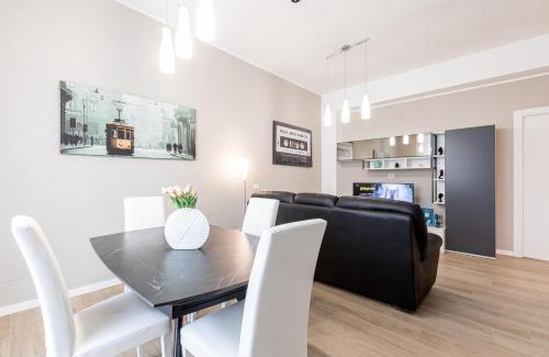 Cagnola Apartment | Certosa Enchanting Apartment with Balcony - Top Collection