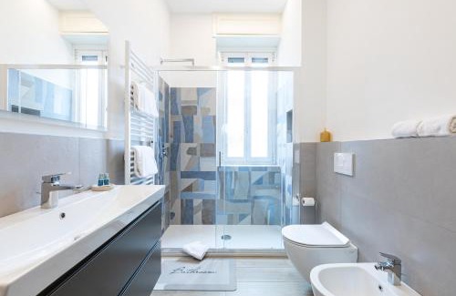 Cagnola Apartment | Certosa Enchanting Apartment with Balcony - Top Collection