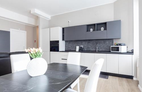 Cagnola Apartment | Certosa Enchanting Apartment with Balcony - Top Collection