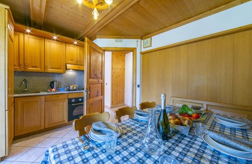 Livigno Apartment | Cervo Ski in - Ski out 200m, Livigno, Italy