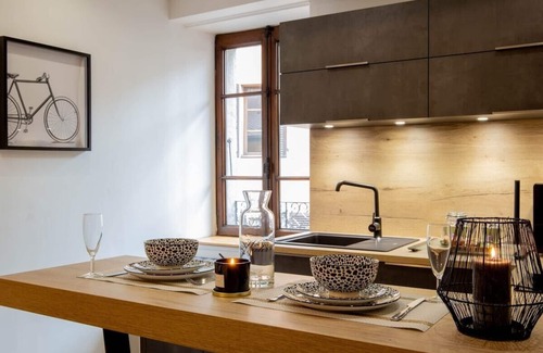 Annecy Old Town Apartment | Cesar Havre de Paix vieille ville