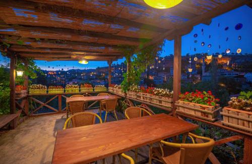 Safranbolu City Center Hotel | Cesmeli Konak Garden