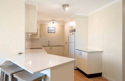 Merimbula Apartment | Cetacea Luxury Apartments - 2 Bedroom Lake View Apartment - Disability Accessibl