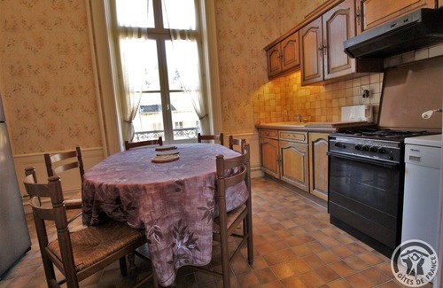 Emeringes House | Château d'Emeringes - EMERINGES