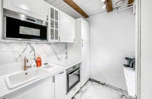 Montreux Apartment | Château du Châtelard | 2 persons