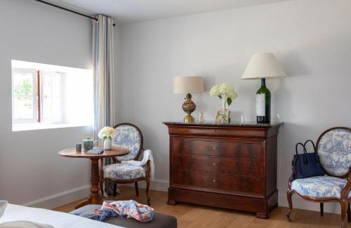 Saint-Philippe-dAiguille Bed & Breakfast | Château Montagne "Escapades"