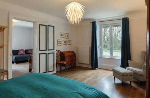 Vaudoncourt Other | Château Viéndal, Banda apartment